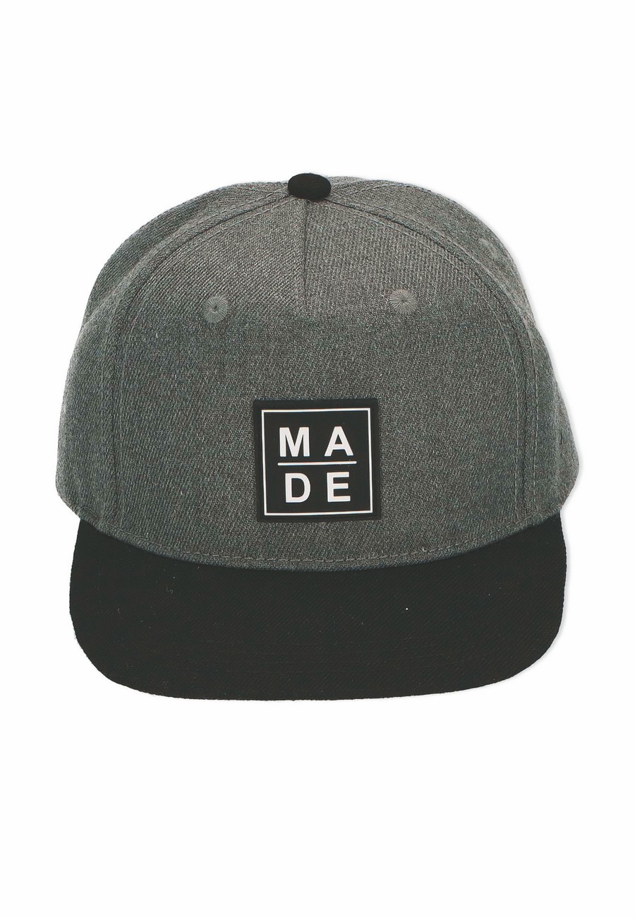 Sterntaler baseballka chlapecká, šedočerná "MADE"1622201