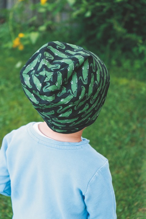 Sterntaler čepice jerzey spadlá modrá chlapecká UV 50+ krokodýli 1622232